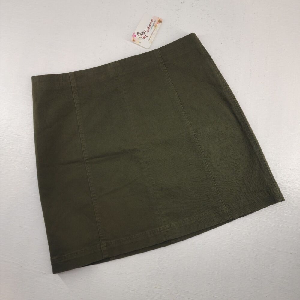 NWT Umgee Size Large | Utility Hunter Green Mini Skirt Goblin Y2K - Picture 1 of 4